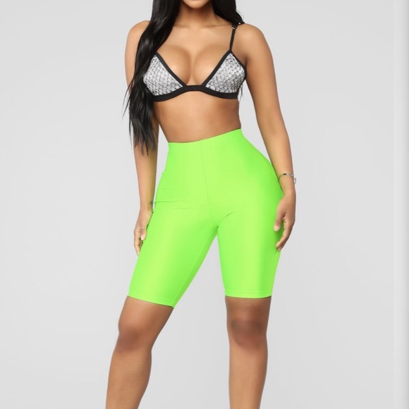 curves for days biker shorts